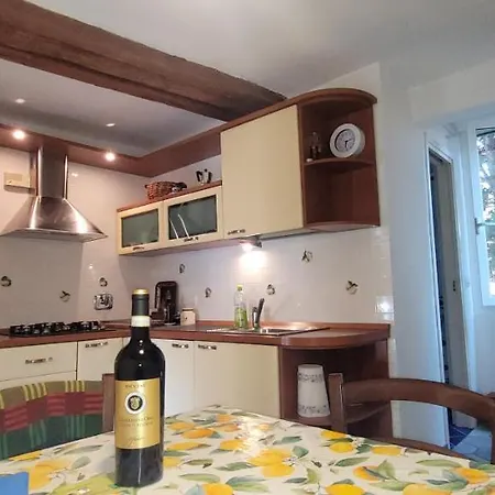Atoma Apartmán *